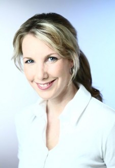 Dr. med. Eva Kristina Bee 1